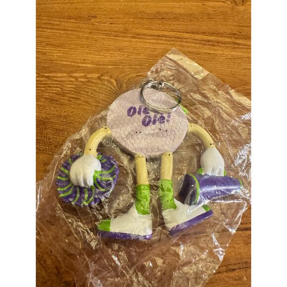 Girl Scouts Of America OLE OLE KEYCHAIN Bendee Cookie - Picture 3 of 3